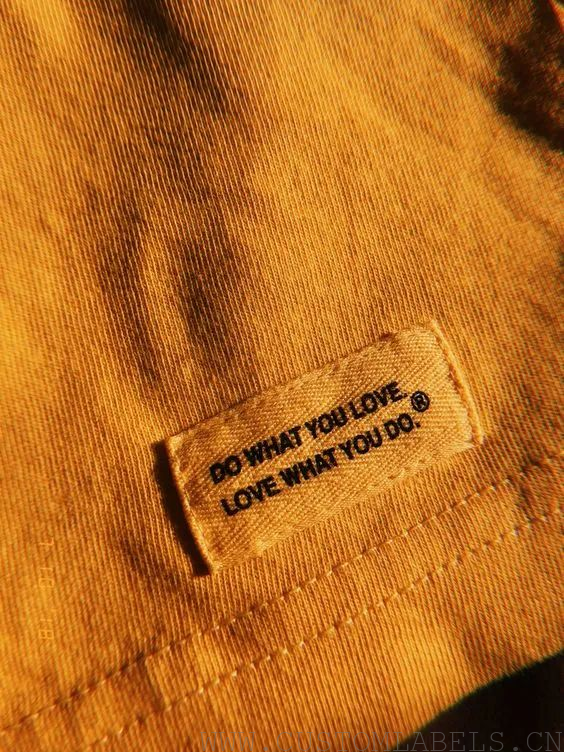 woven label slogan
